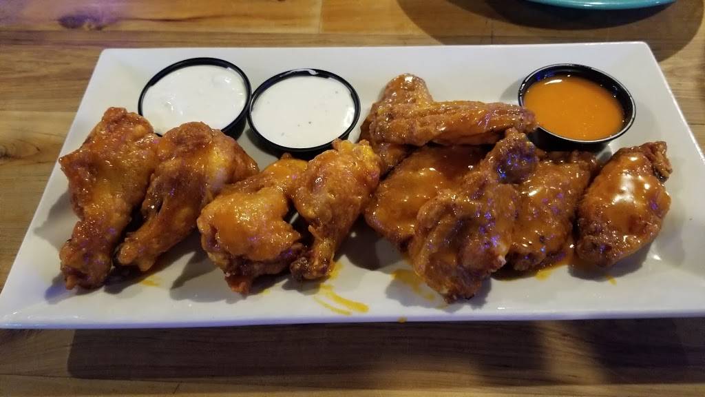 Big Bats Cafe | restaurant | 216 St Claire Pl, Stevensville, MD 21666, USA | 4106041120 OR +1 410-604-1120