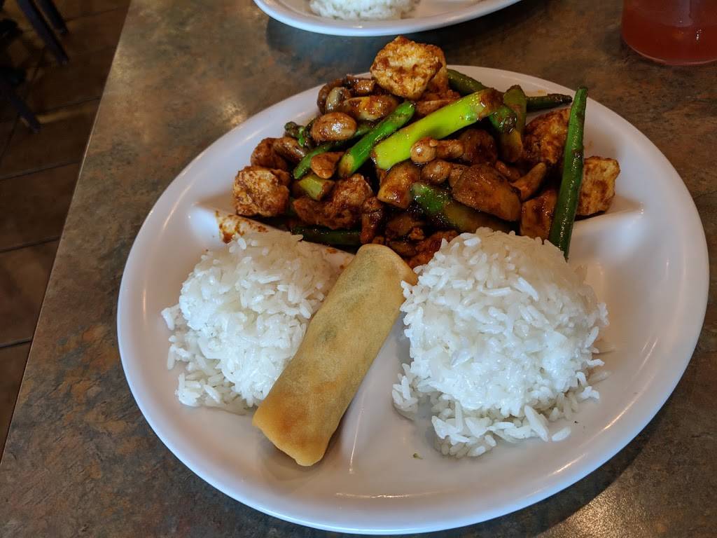 Chopsticks | restaurant | 135 Spring St, Herndon, VA 20170, USA | 7036689454 OR +1 703-668-9454