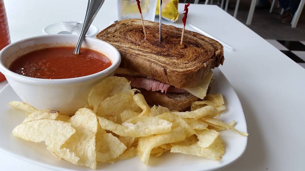 Dandelion Cafe & Bakery | restaurant | 1396 E Gull Lake Dr, Hickory Corners, MI 49060, USA | 2697312005 OR +1 269-731-2005