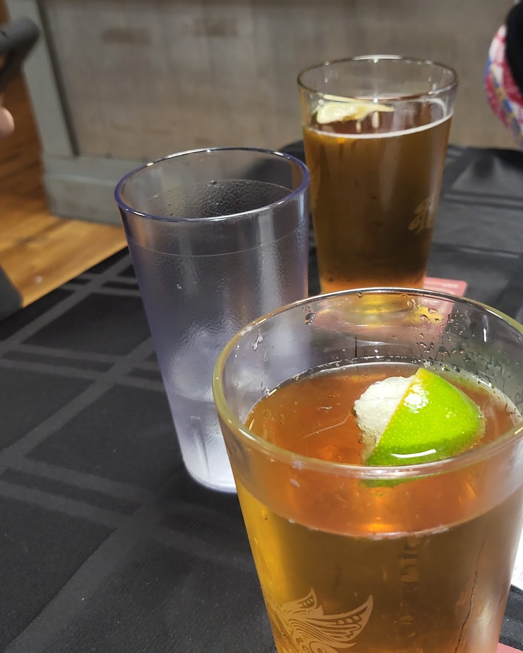 Humboldt Brews LLC | restaurant | 856 10th St, Arcata, CA 95521, USA | 7078262739 OR +1 707-826-2739