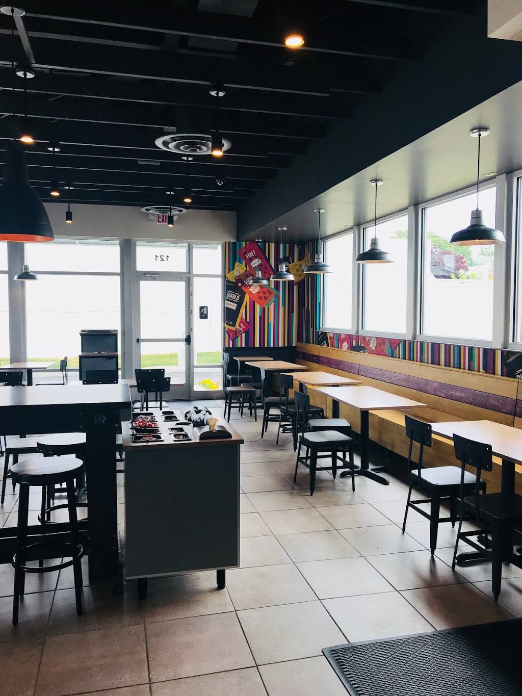 Taco Bell | meal takeaway | 121 N MacDade Blvd, Glenolden, PA 19036, USA | 6102371005 OR +1 610-237-1005