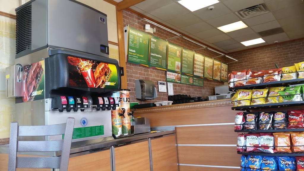 Subway | meal takeaway | 820 B South, Rte 291, Liberty, MO 64068, USA | 8164070800 OR +1 816-407-0800