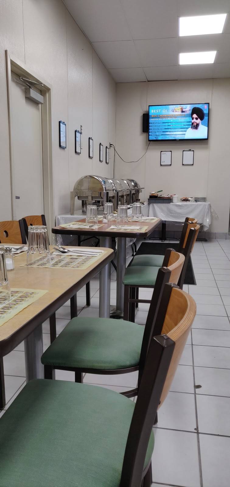 Royal India Cuisine | restaurant | 329 Old Gate Ln, Milford, CT 06460, USA | 2036933400 OR +1 203-693-3400