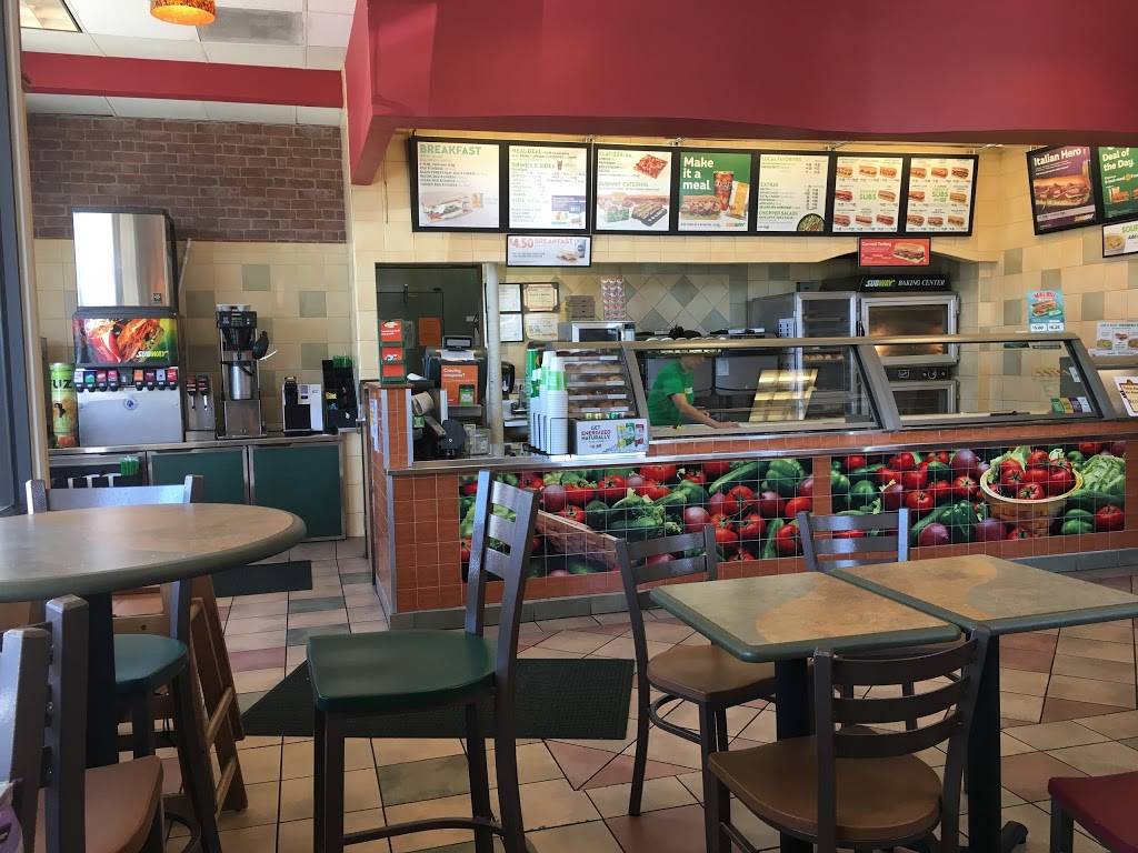 Subway Restaurants | restaurant | 10305 Zelzah Ave, Northridge, CA 91324, USA | 8183603999 OR +1 818-360-3999