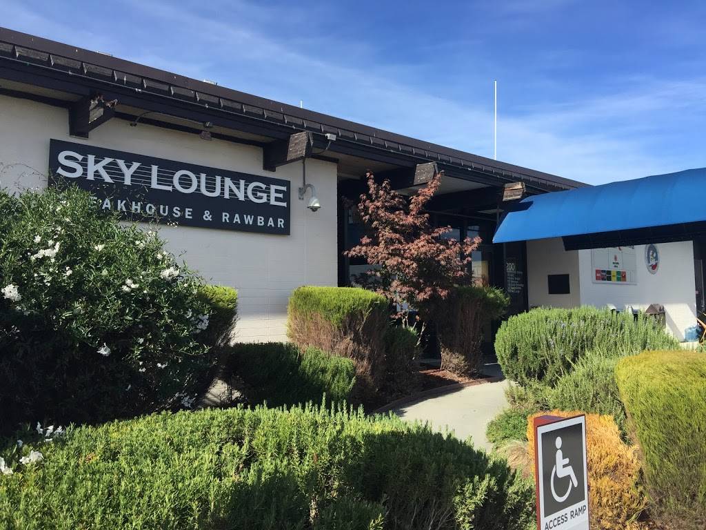 Sky Lounge | restaurant | 2200 Airport Blvd #143, Santa Rosa, CA 95403, USA | 7075429400 OR +1 707-542-9400