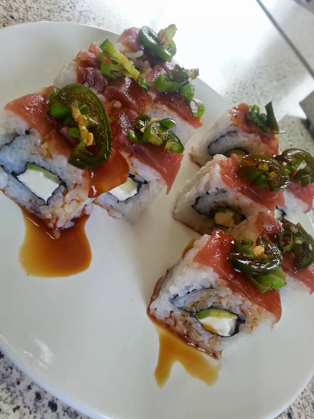 El Lugarzito Sushi y Teriyaki | restaurant | Parque México Sur 1145, Playas, Sección Jardines, 22500 Tijuana, B.C., Mexico | 016643812214 OR +52 664 381 2214