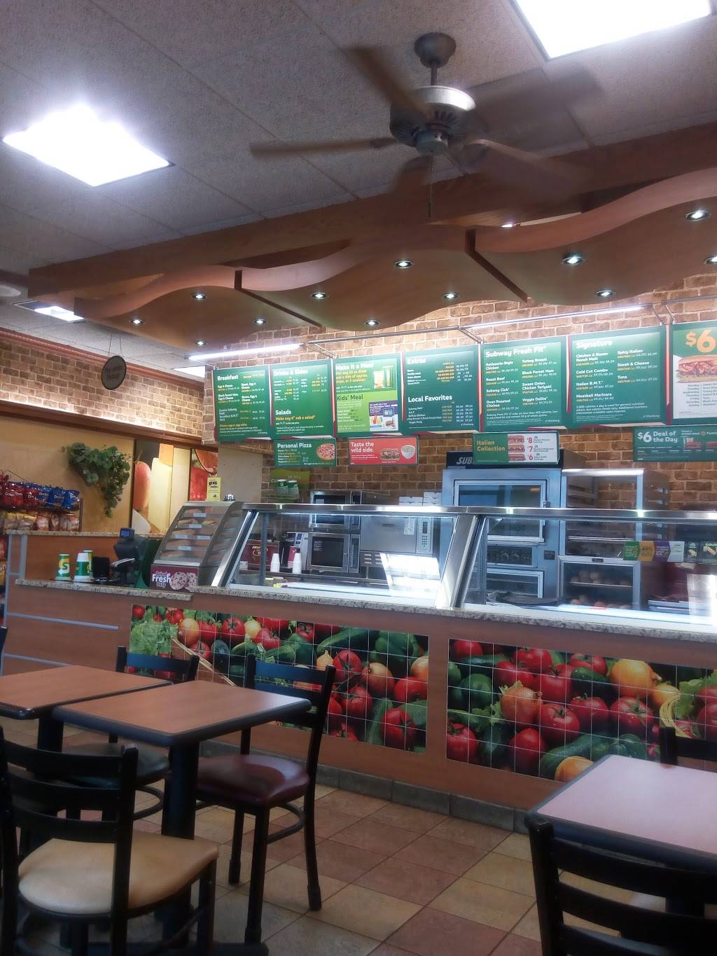 Subway Restaurants | restaurant | 7211 W 63rd St, Summit, IL 60501, USA | 7089241467 OR +1 708-924-1467