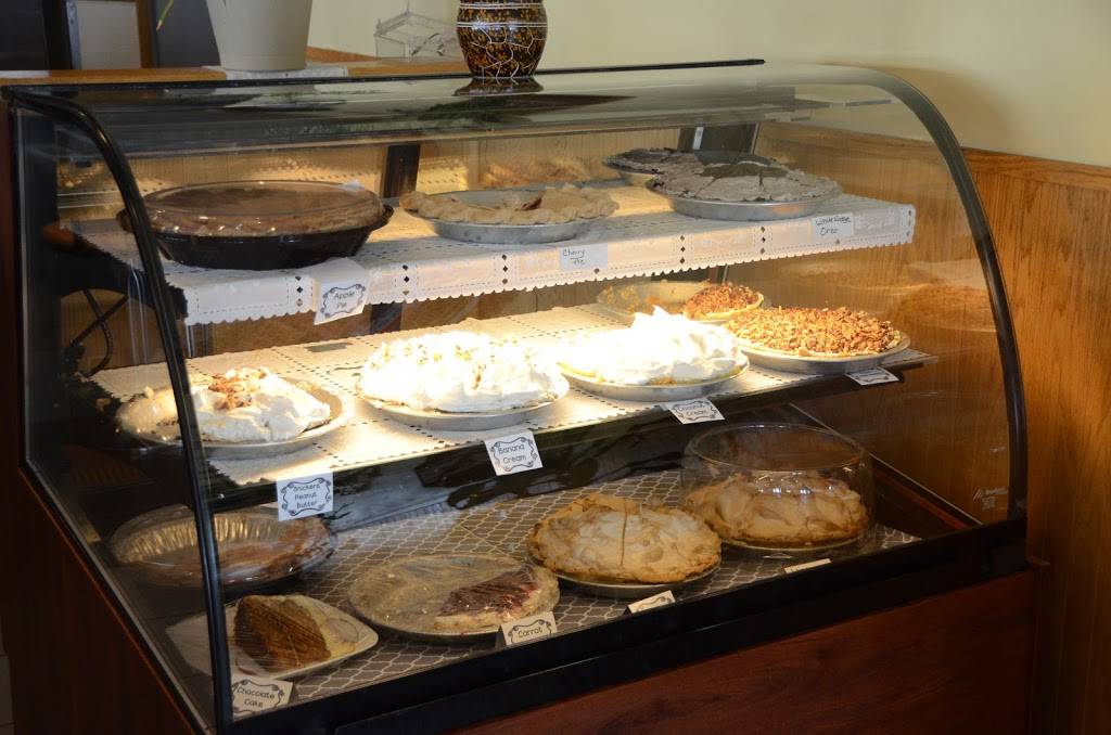 Osseo Family Restaurant | restaurant | 12613 Gunderson Rd, Osseo, WI 54758, USA | 7155972194 OR +1 715-597-2194