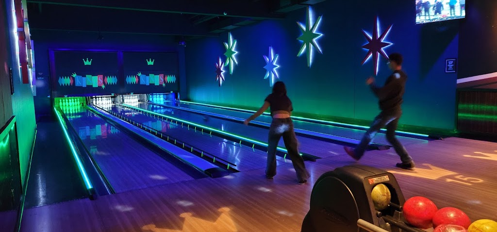 Kings Dining & Entertainment | restaurant | 510 Market St, Lynnfield, MA 01940, USA | 7813344400 OR +1 781-334-4400