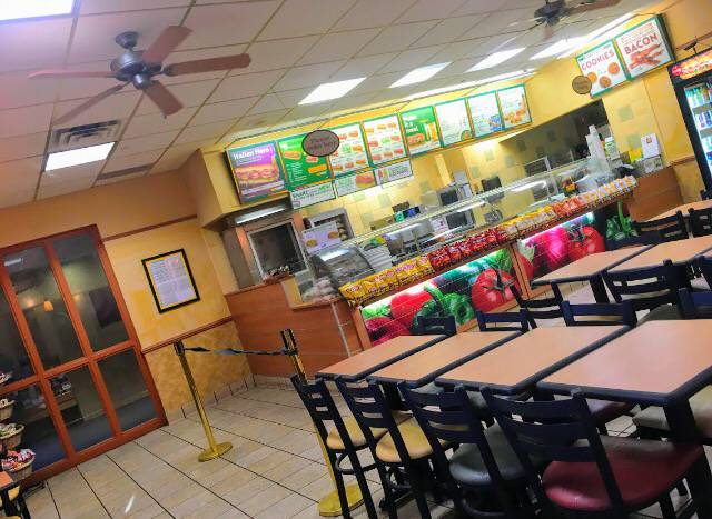 Subway | restaurant | 2450 Riverside Ave, Minneapolis, MN 55454, USA | 6123381958 OR +1 612-338-1958