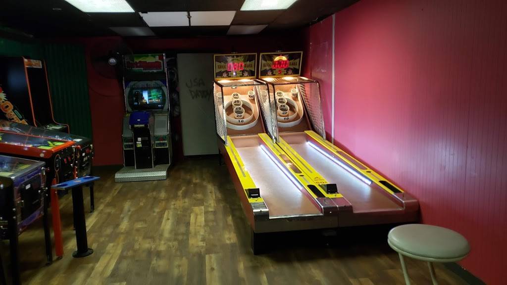 BUZZBIN | restaurant | 331 Cleveland Ave NW, Canton, OH 44702, USA | 3307546770 OR +1 330-754-6770