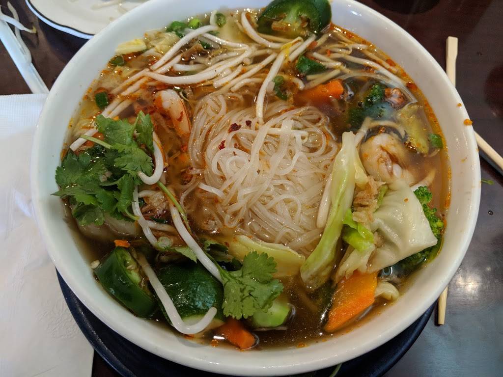 Pho Chopstix | restaurant | 1329 U.S. Hwy 395 N #8, Gardnerville, NV 89410, USA | 7757838888 OR +1 775-783-8888