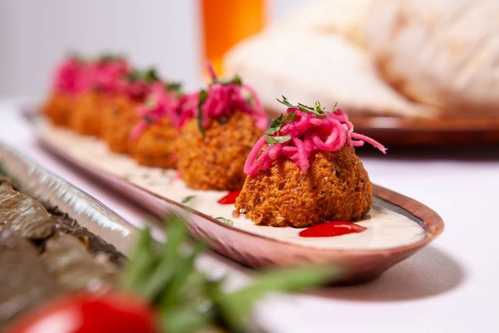 Restaurant Mont Liban | restaurant | 236 Rue Champlain, Saint-Jean-sur-Richelieu, QC J3B 6V8, Canada | 4503466636 OR +1 450-346-6636