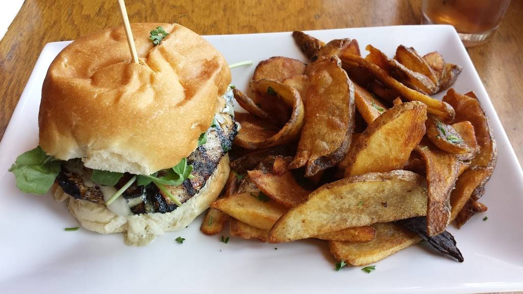 Alchemy | restaurant | 1980 Atwood Ave, Madison, WI 53704, USA | 6082047644 OR +1 608-204-7644