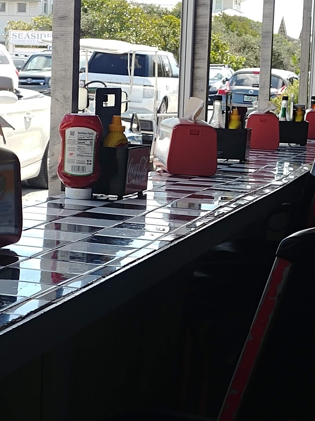 Pickles Burger and Shake | restaurant | 2236 E County Hwy 30A #34, Santa Rosa Beach, FL 32459, USA | 8502315686 OR +1 850-231-5686