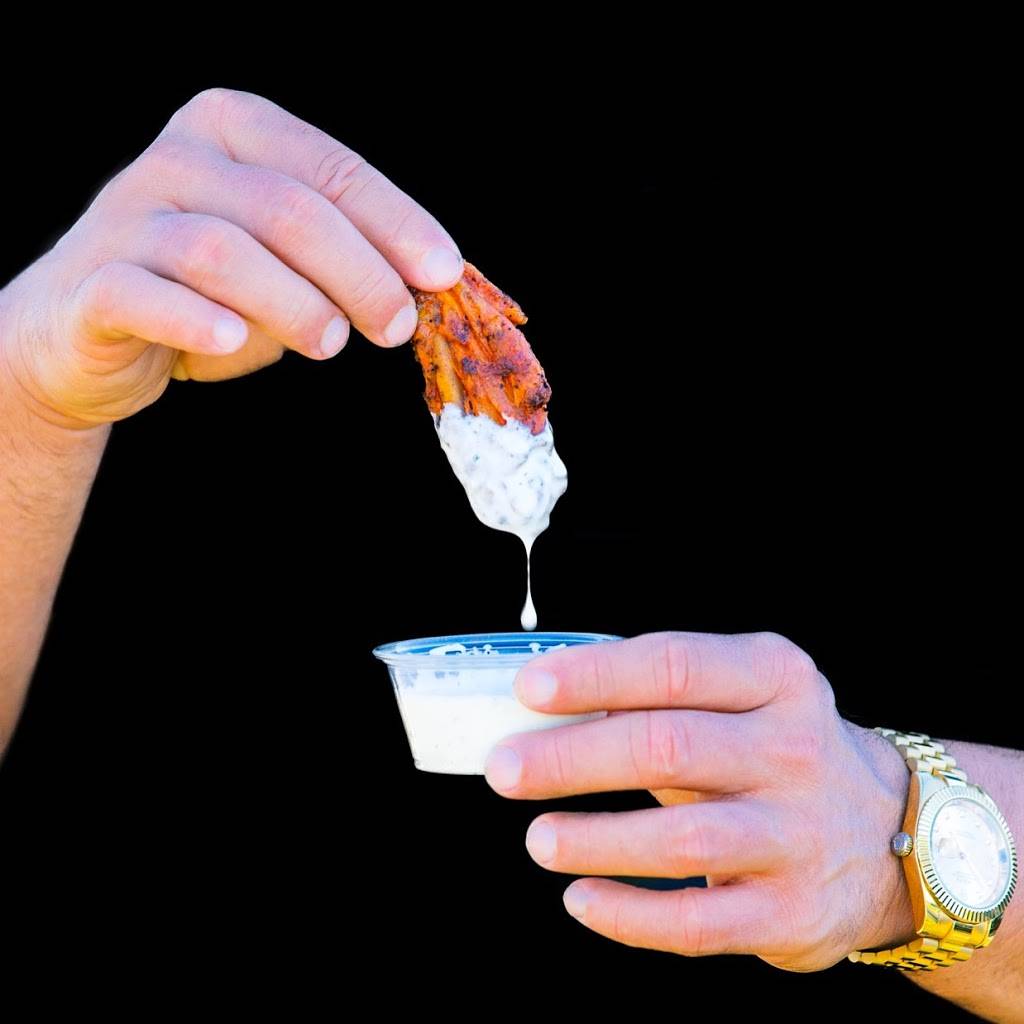 Magpies Gourmet Pizza | restaurant | 105 S Houghton Rd, Tucson, AZ 85748, USA | 5207519949 OR +1 520-751-9949