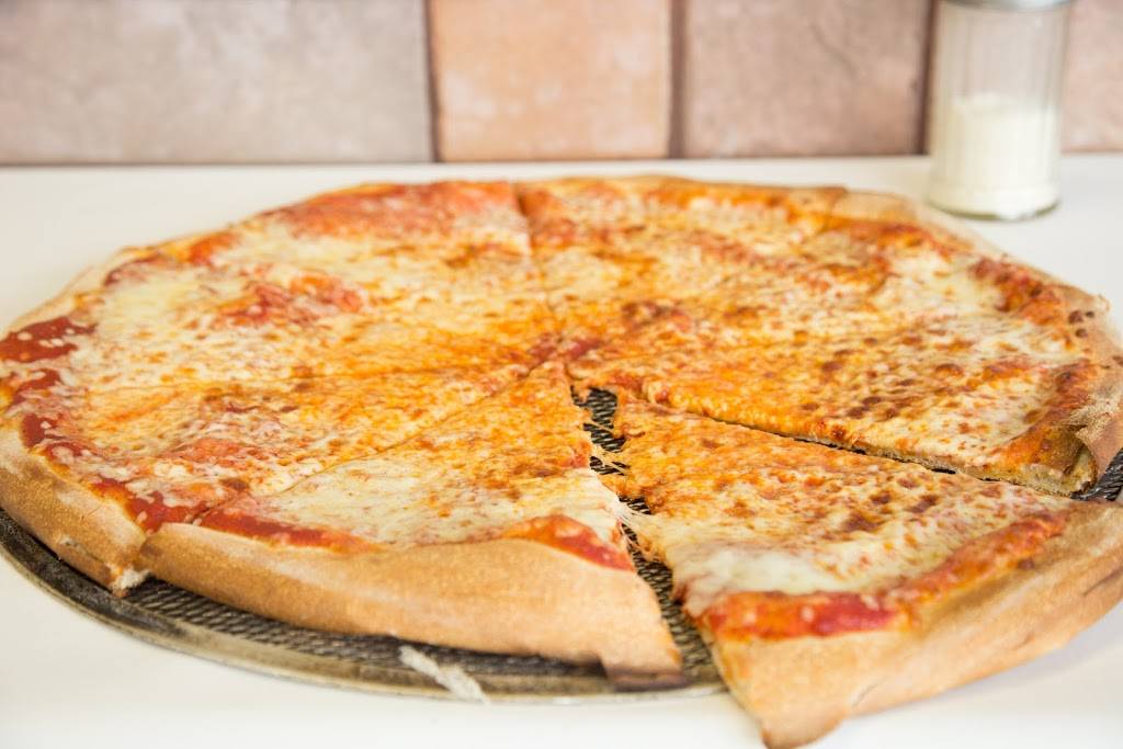 Windy City Pizza - Quincy | restaurant | 195 Newport Ave, Quincy, MA 02170, USA | 6174716666 OR +1 617-471-6666