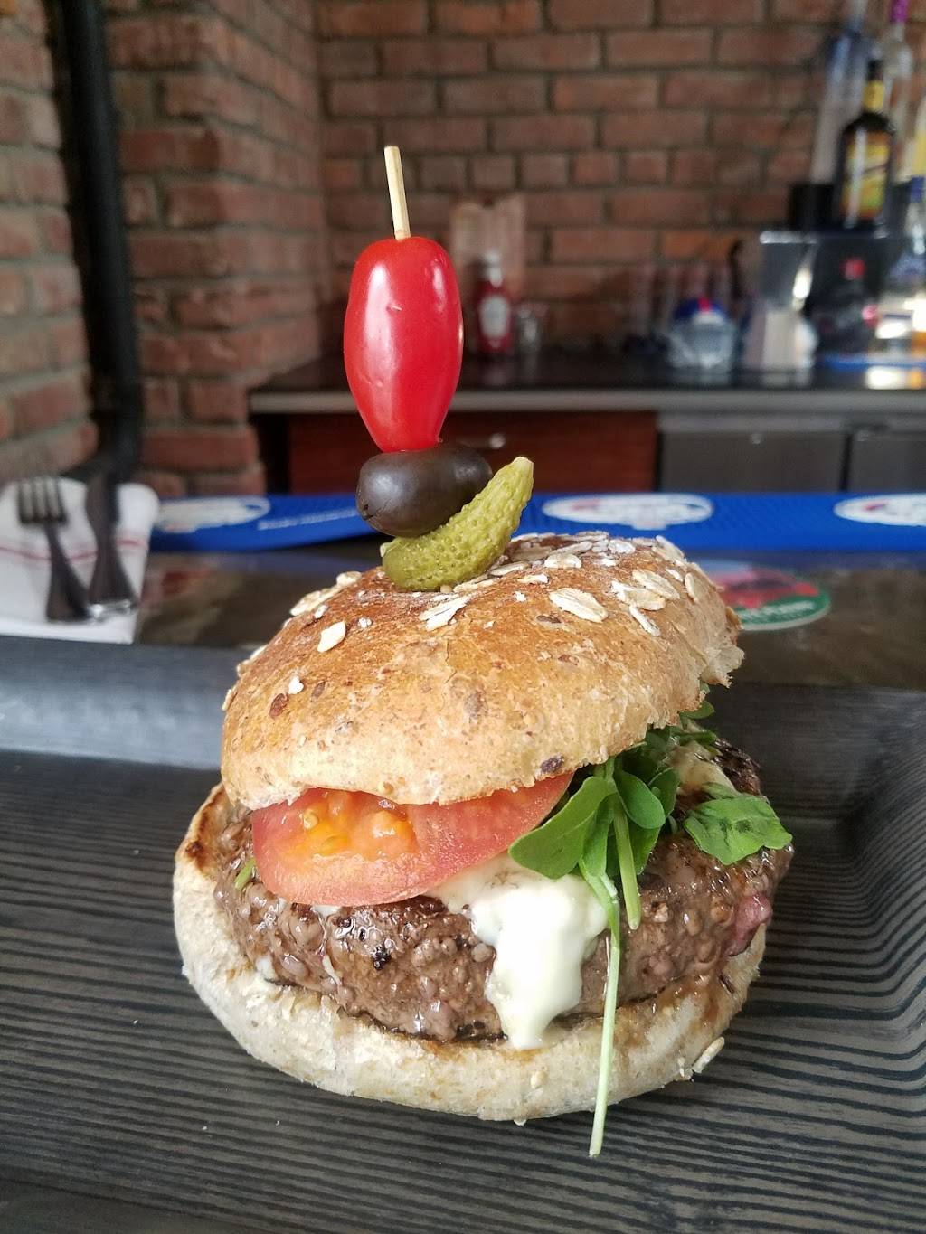 Westchester Burger Company | restaurant | 106 Westchester Ave, White Plains, NY 10601, USA | 9143589399 OR +1 914-358-9399