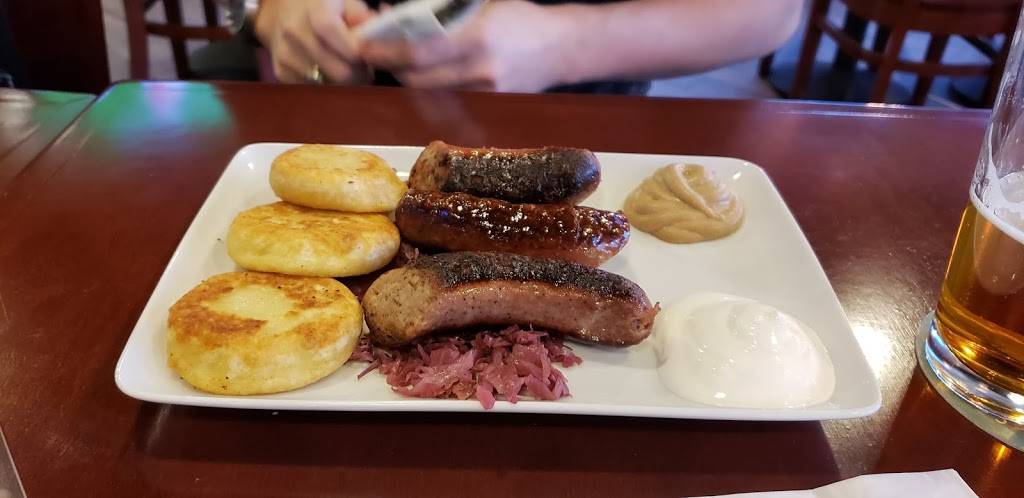 Great Lakes Brewing Company | restaurant | 5300 Riverside Dr, Cleveland, OH 44135, USA | 2162658448 OR +1 216-265-8448