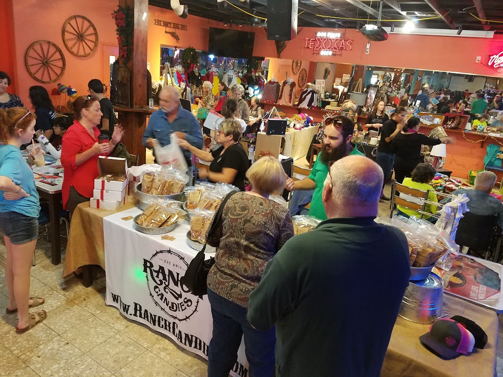 Doc Hollidays | restaurant | 202 E Gibbs St, Del Rio, TX 78840, USA | 8307742060 OR +1 830-774-2060