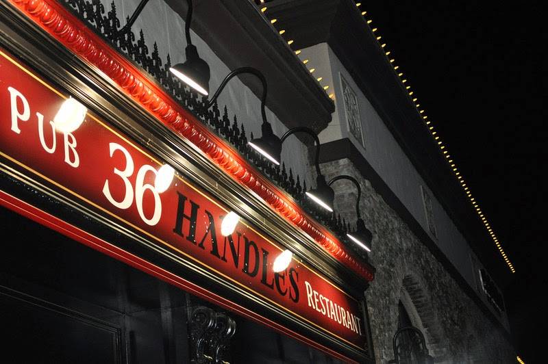 36 Handles Restaurant and pub | restaurant | 1010 White Rock Rd, El Dorado Hills, CA 95762, USA | 9169413606 OR +1 916-941-3606