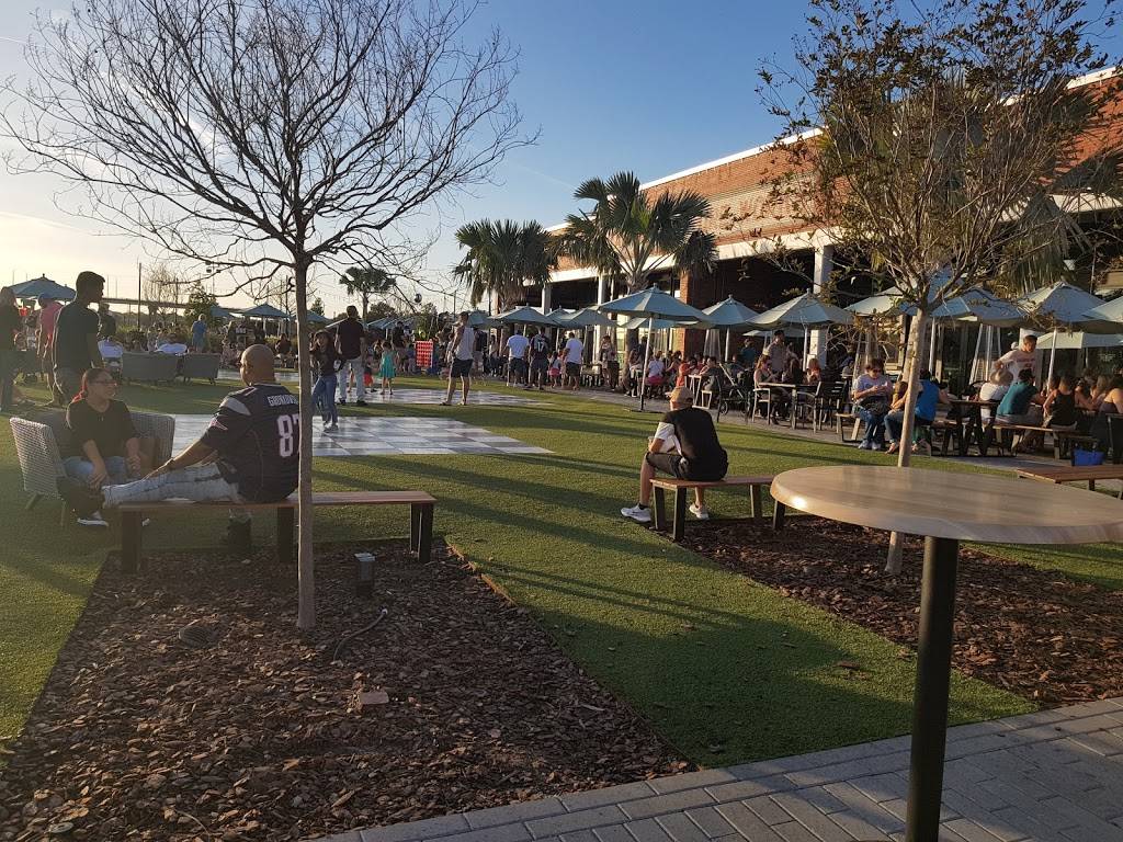 Heights Public Market | restaurant | 1910 N Ola Ave, Tampa, FL 33602, USA | 8132503725 OR +1 813-250-3725