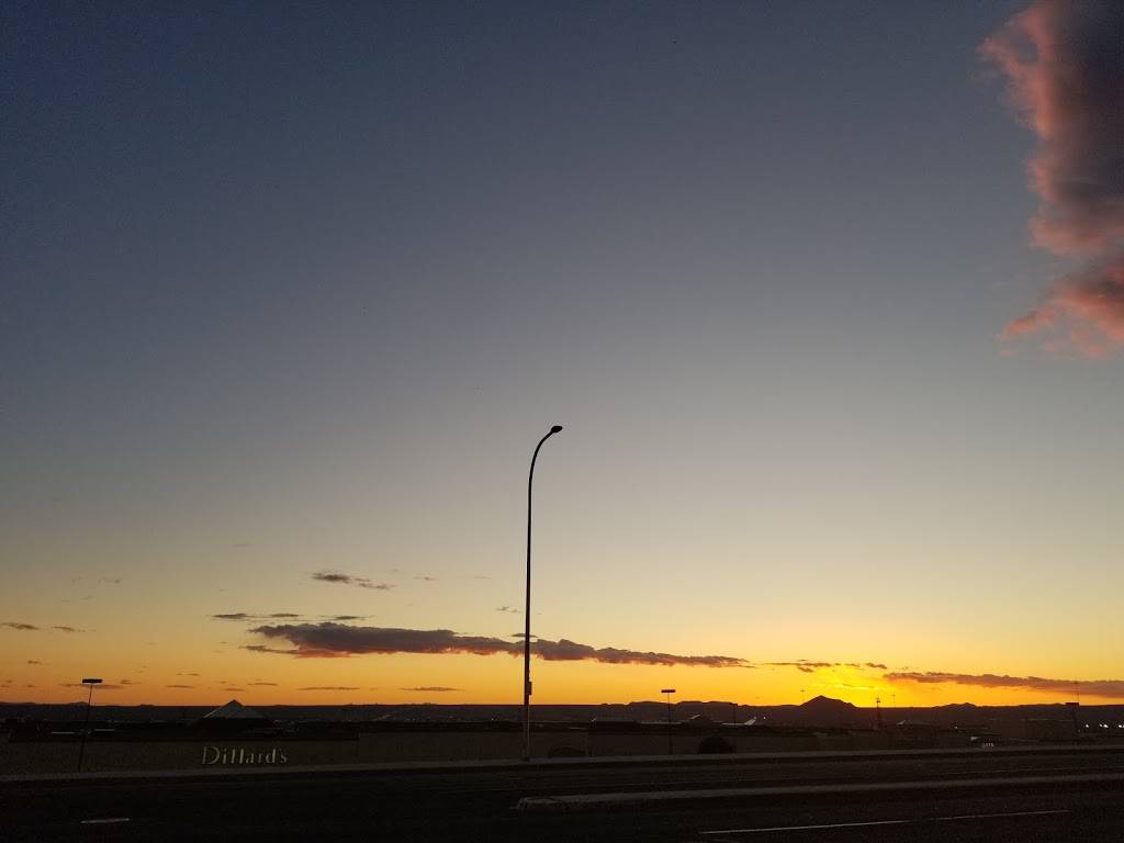 Tiffanys Pizza & Deli Coffee | restaurant | 755 S Telshor Blvd, Las Cruces, NM 88011, USA | 5755325002 OR +1 575-532-5002