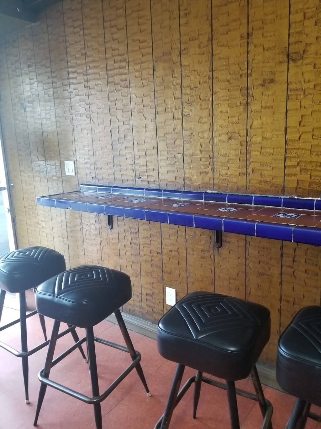 Apaches Carnes Al Carbon | restaurant | 2756 Gage Ave, Huntington Park, CA 90255, USA | 3235880355 OR +1 323-588-0355