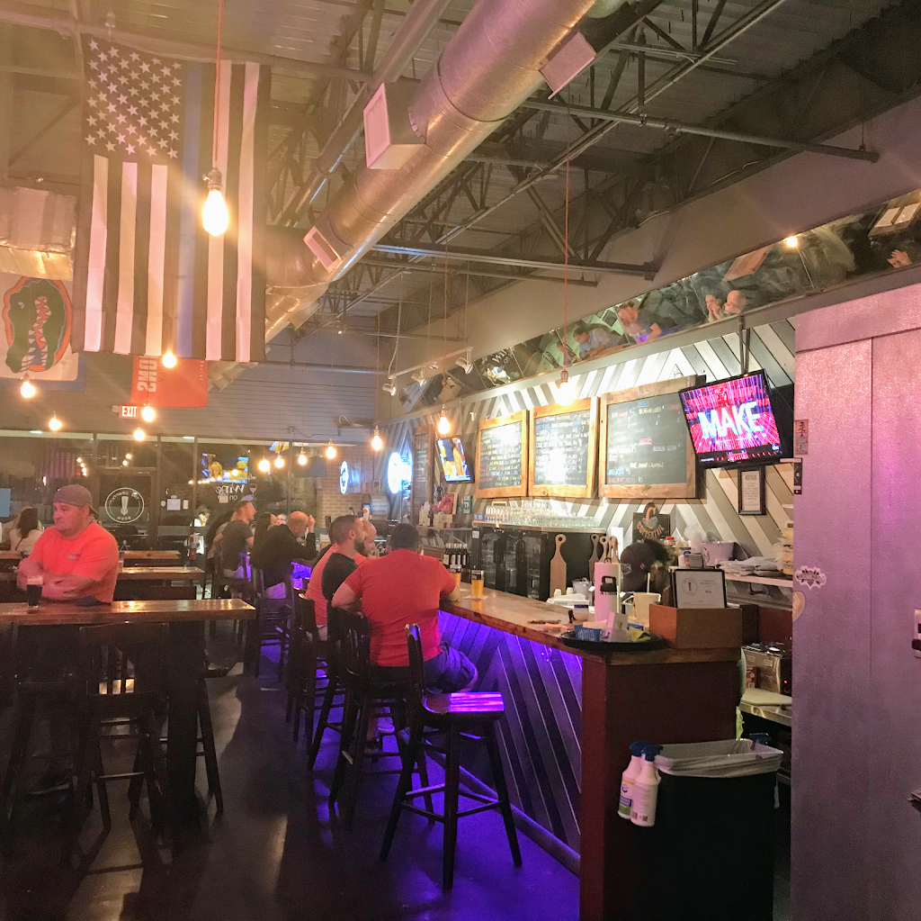 The Crafty Brew | restaurant | 3261 Tampa Rd, Palm Harbor, FL 34684, USA | 7272166894 OR +1 727-216-6894