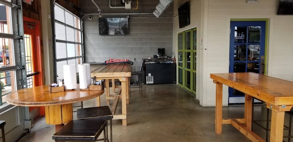 Ojos Locos Sports Cantina - Almeda | restaurant | 12200 Gulf Fwy, Houston, TX 77034, USA | 8328312052 OR +1 832-831-2052