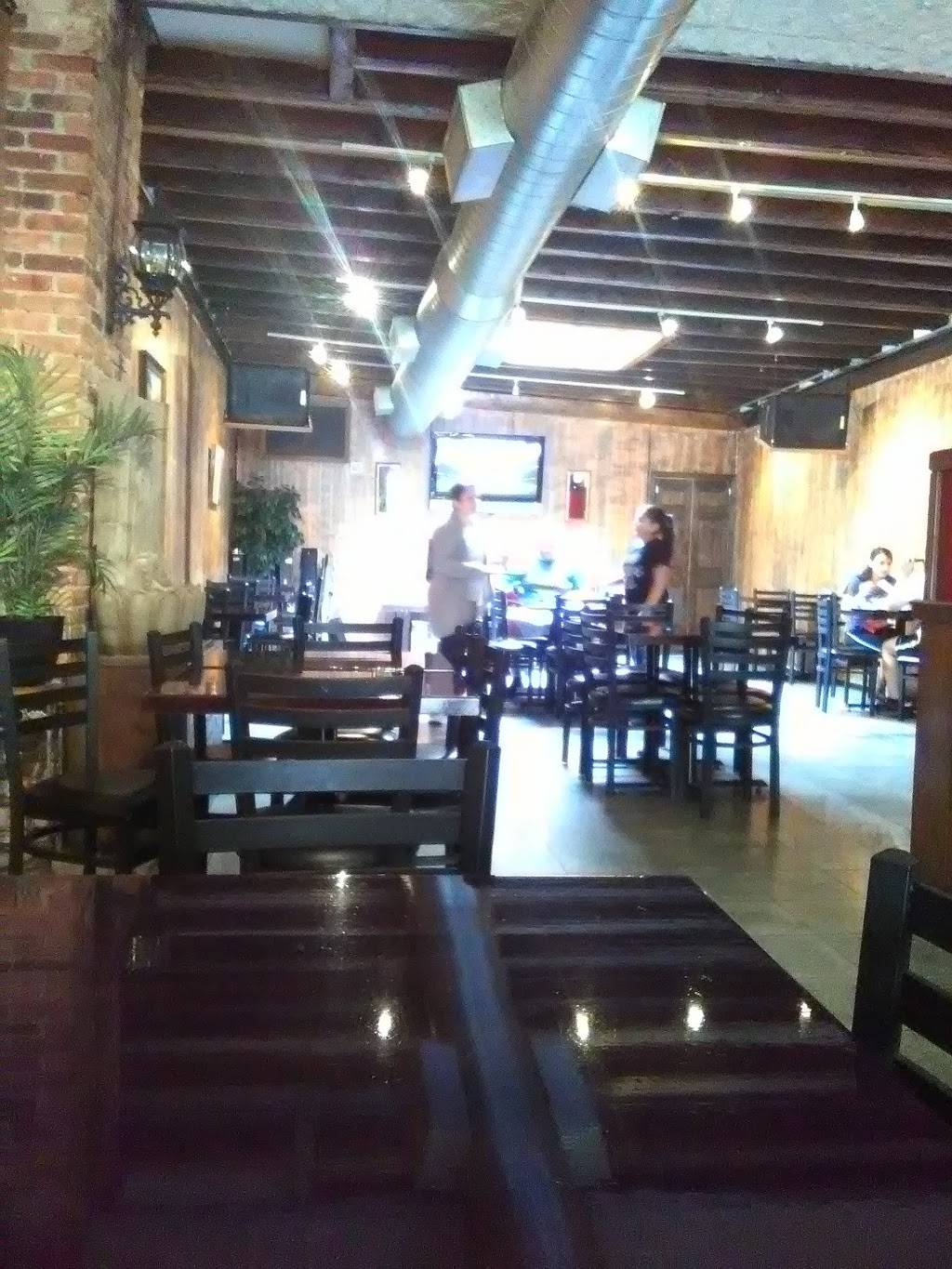 Bravos | restaurant | 377 Seneca Ave, Ridgewood, NY 11385, USA | 7188210492 OR +1 718-821-0492