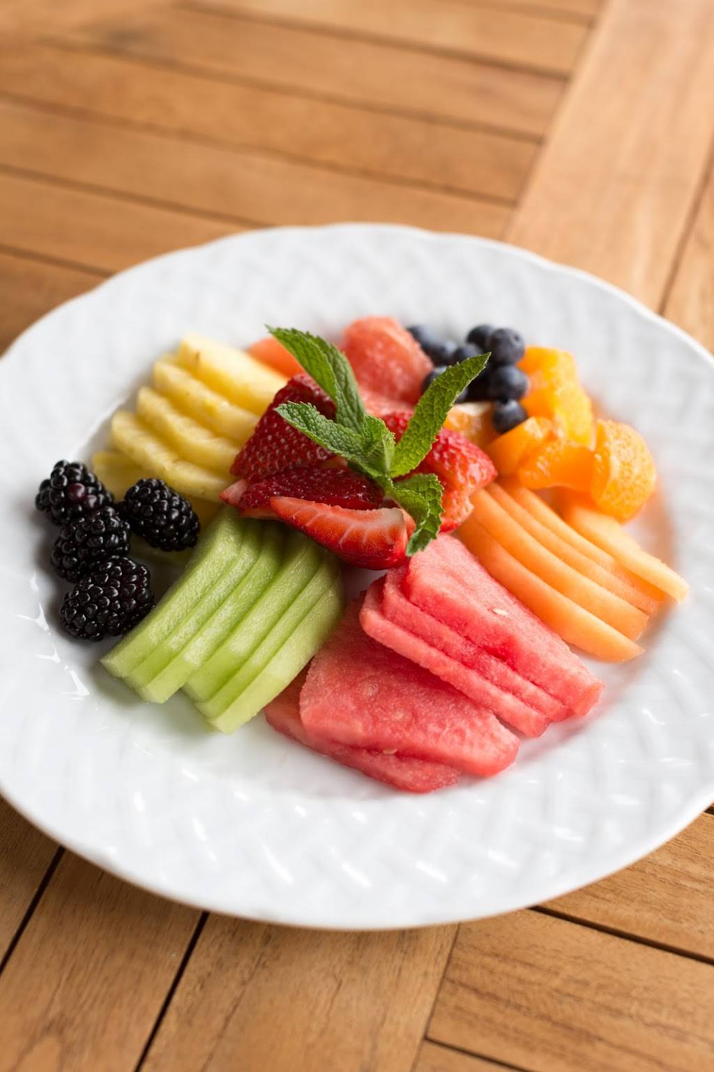 Lucia Restaurant & Bar | restaurant | 415 W Carmel Valley Rd, Carmel Valley, CA 93924, USA | 8316583595 OR +1 831-658-3595