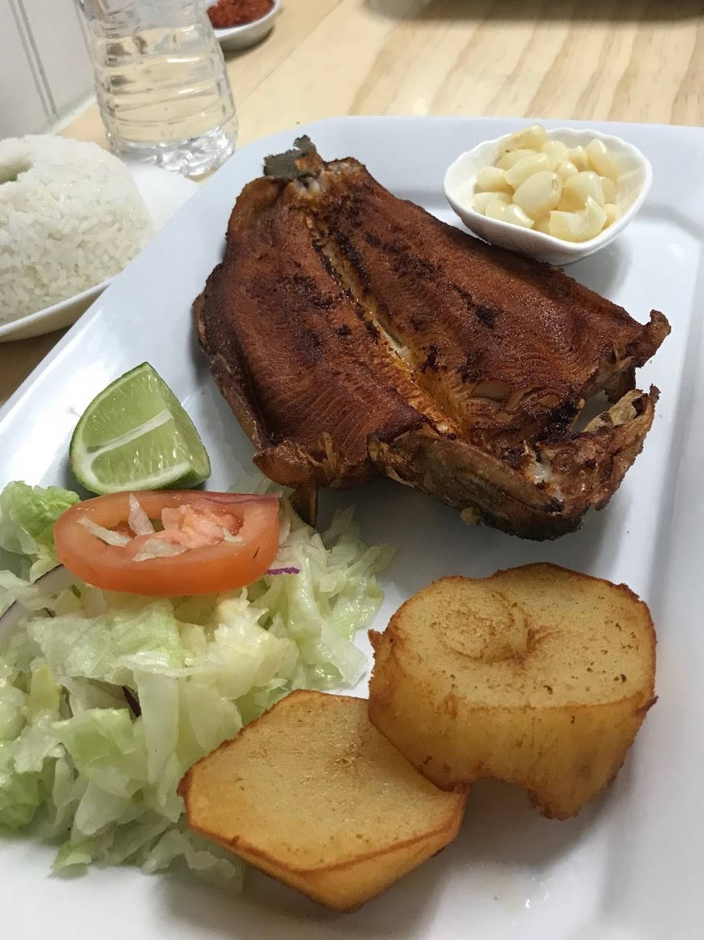 Barra Brava Peruvian Seafood | restaurant | 15921 Frederick Rd, Rockville, MD 20855, USA | 3013555325 OR +1 301-355-5325