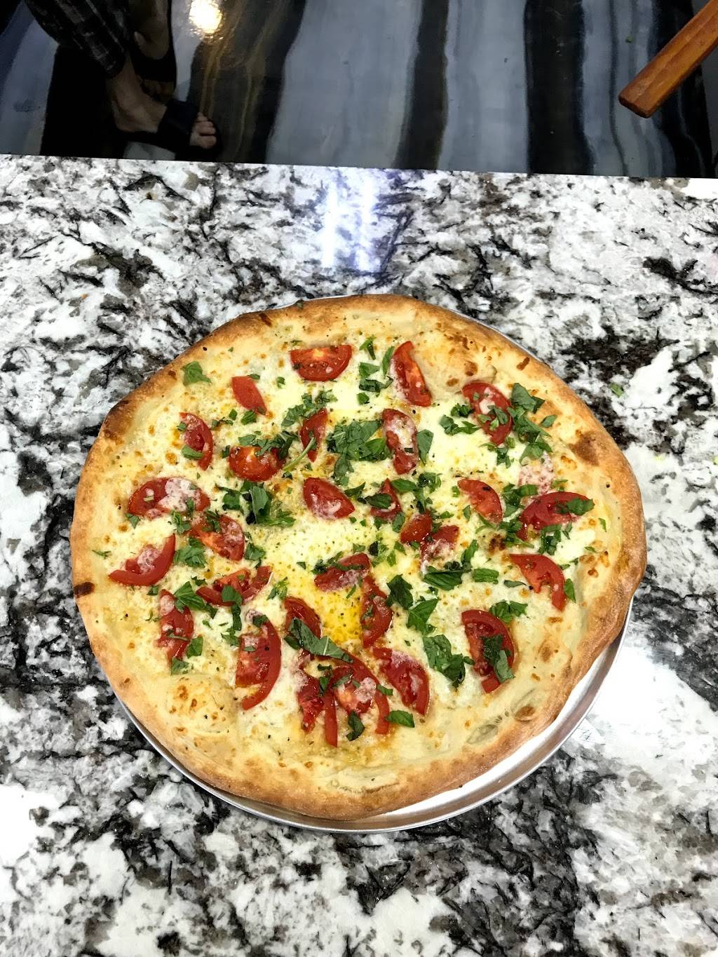 Salucci’s Brick Oven Pizza | restaurant | 38 S Atlantic Ave, Cocoa Beach, FL 32931, USA | 3216132304 OR +1 321-613-2304