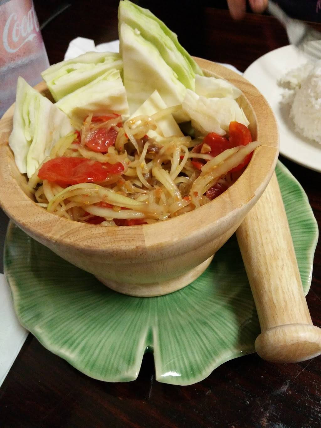 2 Rim Khong Restaurant | restaurant | 6451 Yadkin Road C, Fayetteville, NC 28303, USA | 9107459498 OR +1 910-745-9498