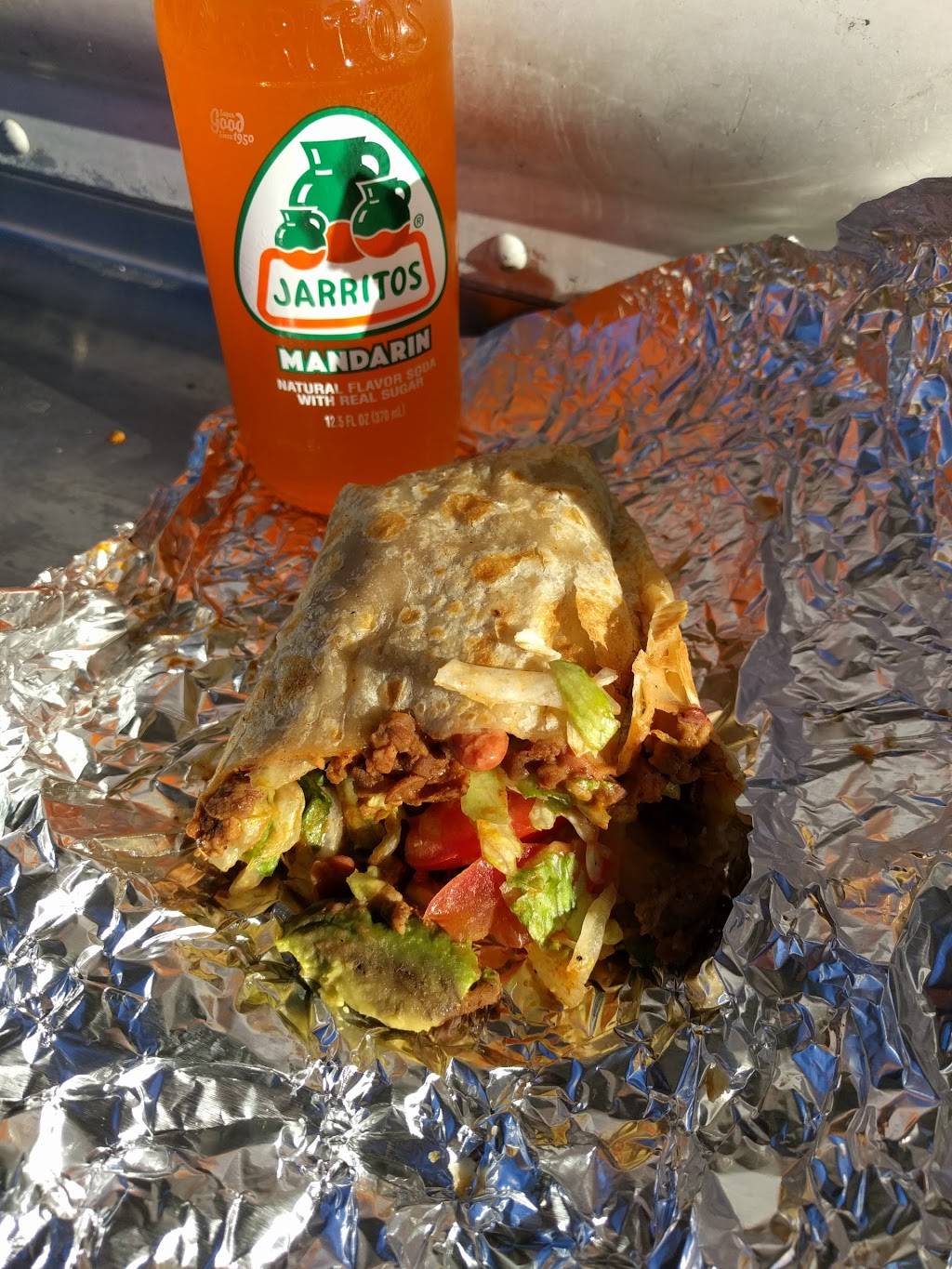 Taqueria Los Michoacanos | restaurant | 608 W Mt Houston Rd, Houston, TX 77037, USA | 9362248946 OR +1 936-224-8946