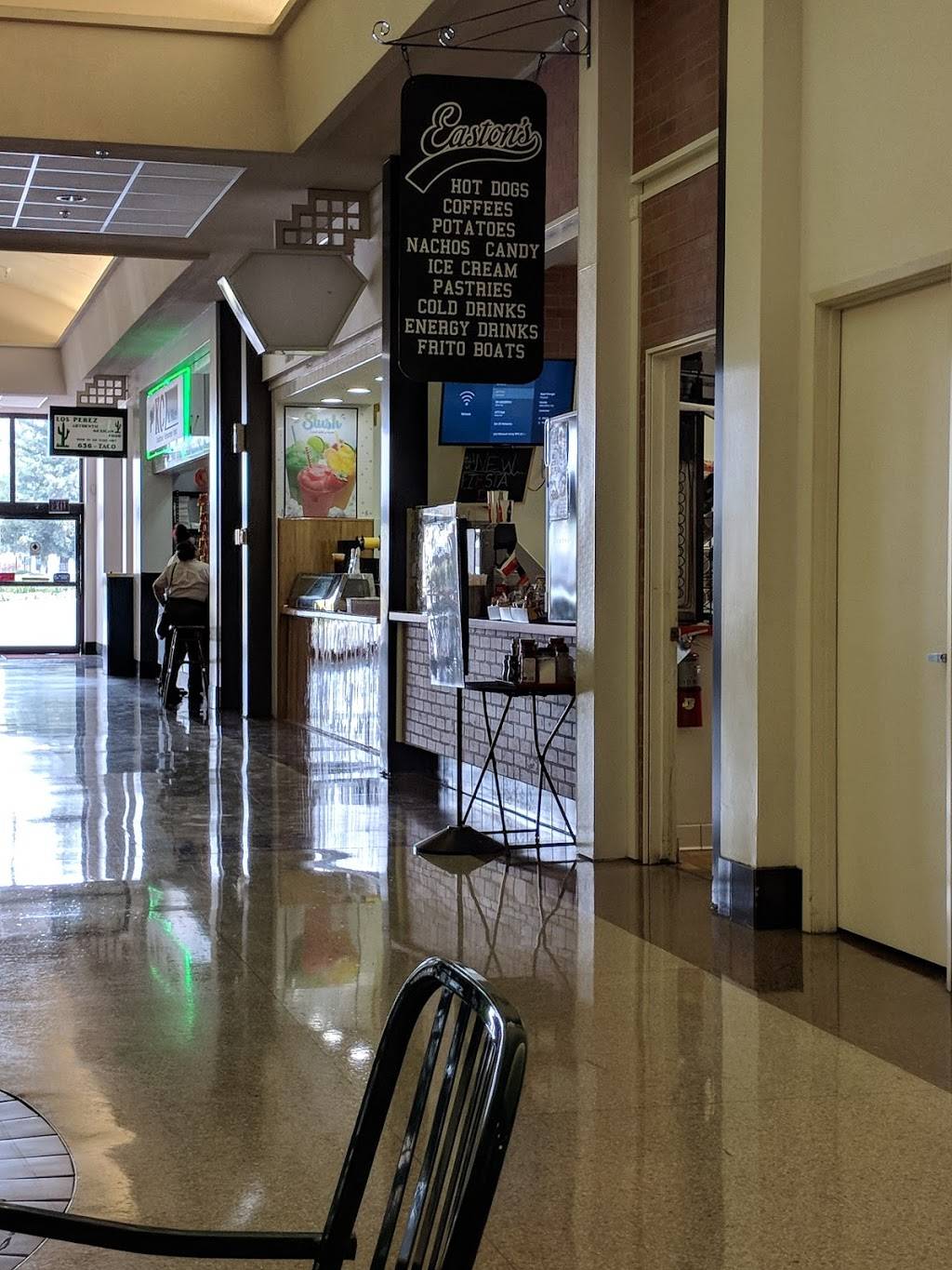 Eastons | restaurant | 3407 S Mooney Blvd, Visalia, CA 93277, USA | 5597443644 OR +1 559-744-3644