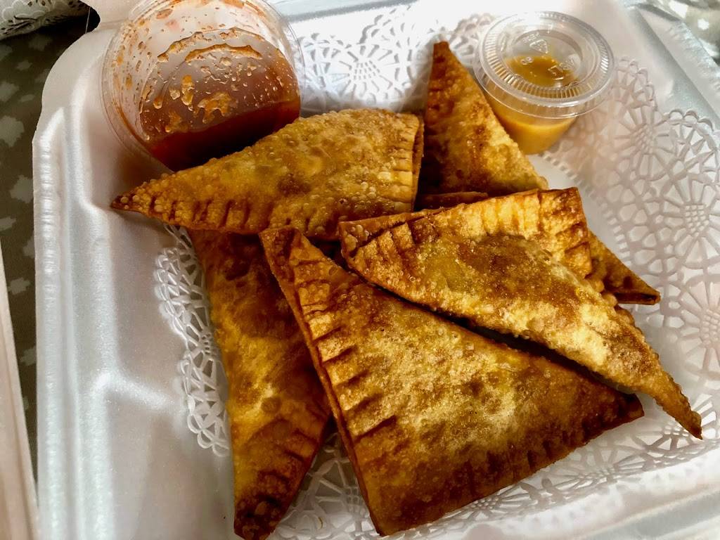 Blue Sake Sushi & Asian Fusion | restaurant | 1425 Main St, Dunedin, FL 34698, USA | 7272163699 OR +1 727-216-3699