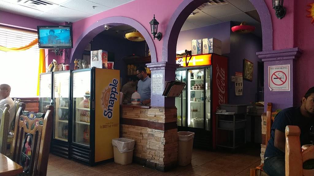 Hacienda | restaurant | 207 NY-59, Spring Valley, NY 10977, USA | 8454254194 OR +1 845-425-4194