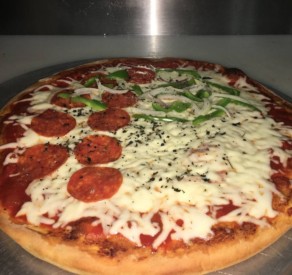 Los Gauchitos Pizzeria | restaurant | 4315 NW 7th St, Miami, FL 33126, USA | 3054470199 OR +1 305-447-0199