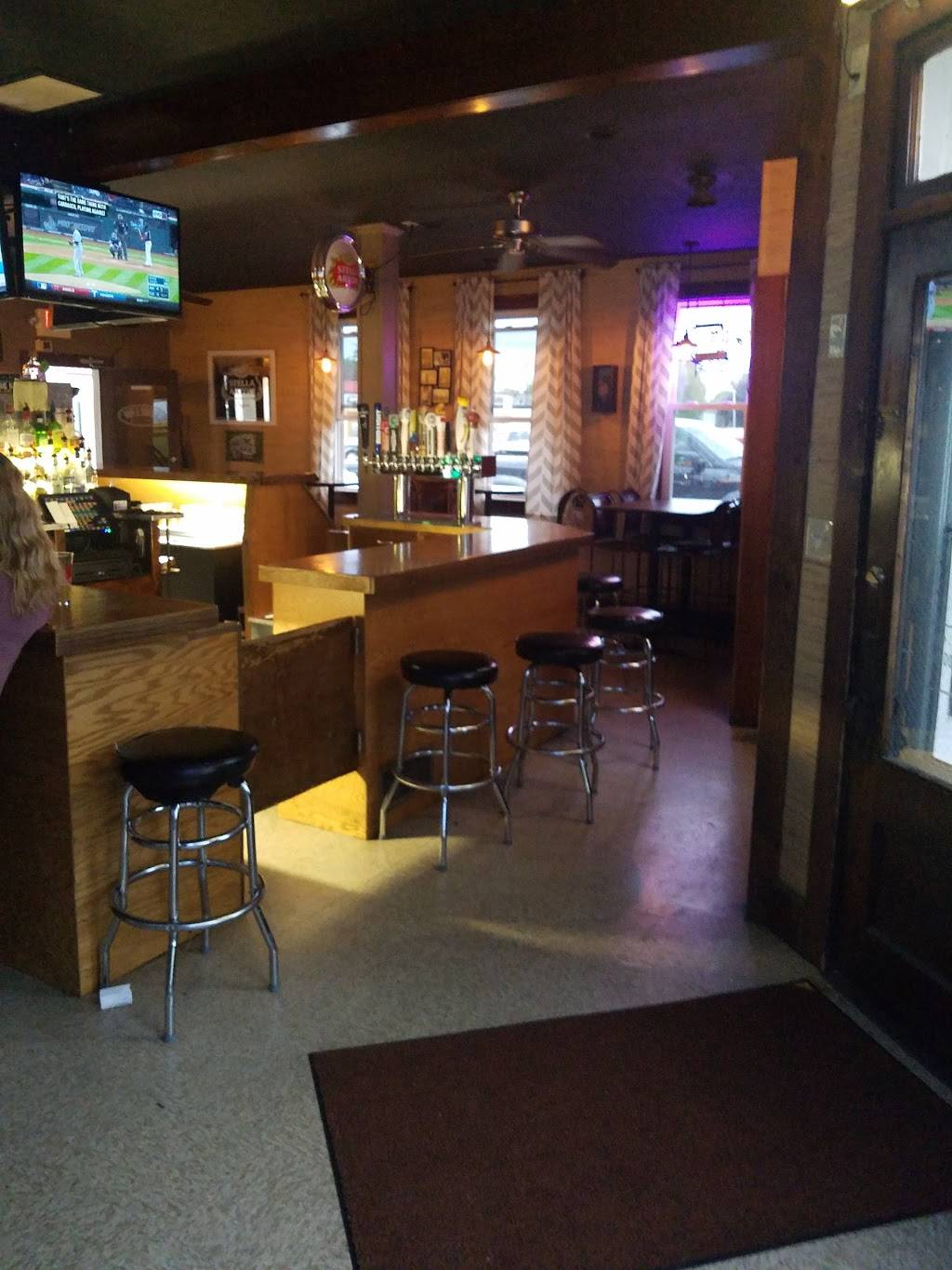 Bud and Tooties | restaurant | 601 W High Ave, New Philadelphia, OH 44663, USA | 3303088210 OR +1 330-308-8210