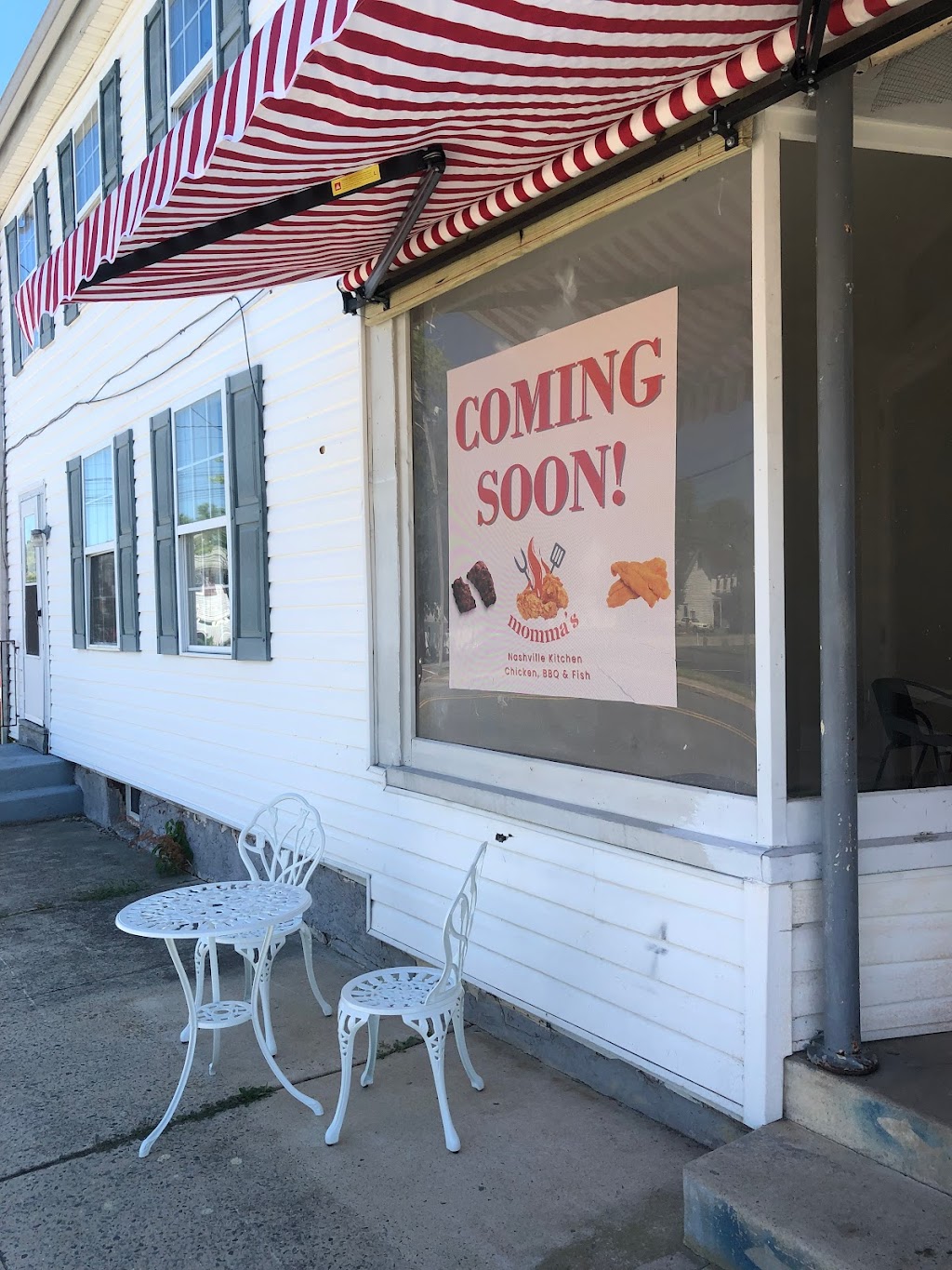 Mommas Nashville Kitchen | restaurant | 2 S Congress St, Port Penn, DE 19731, USA | 3025841123 OR +1 302-584-1123