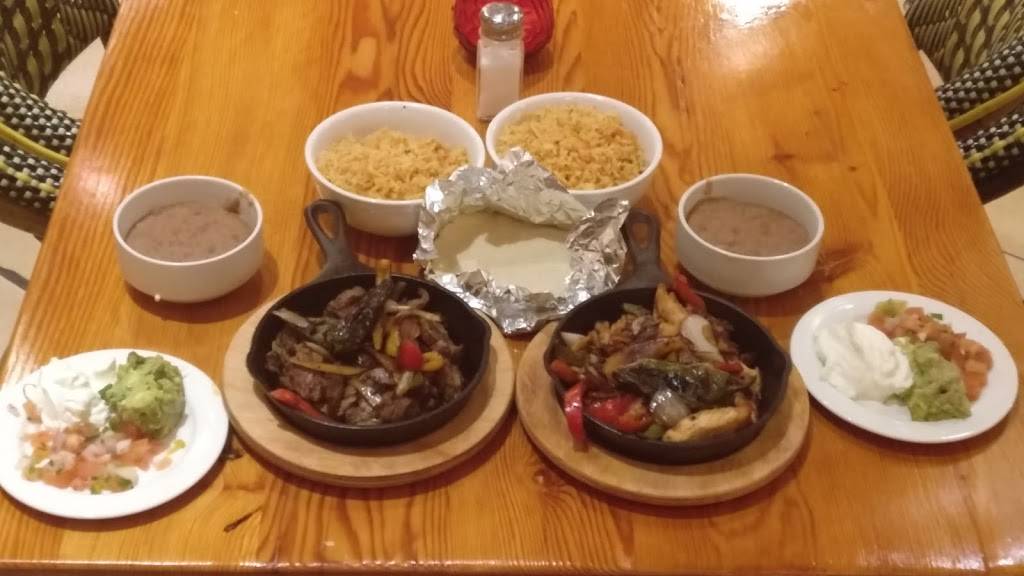 Coco Bongo Cocina & Bar | restaurant | 18740 Stone Oak Pkwy, San Antonio, TX 78258, USA | 2109982092 OR +1 210-998-2092