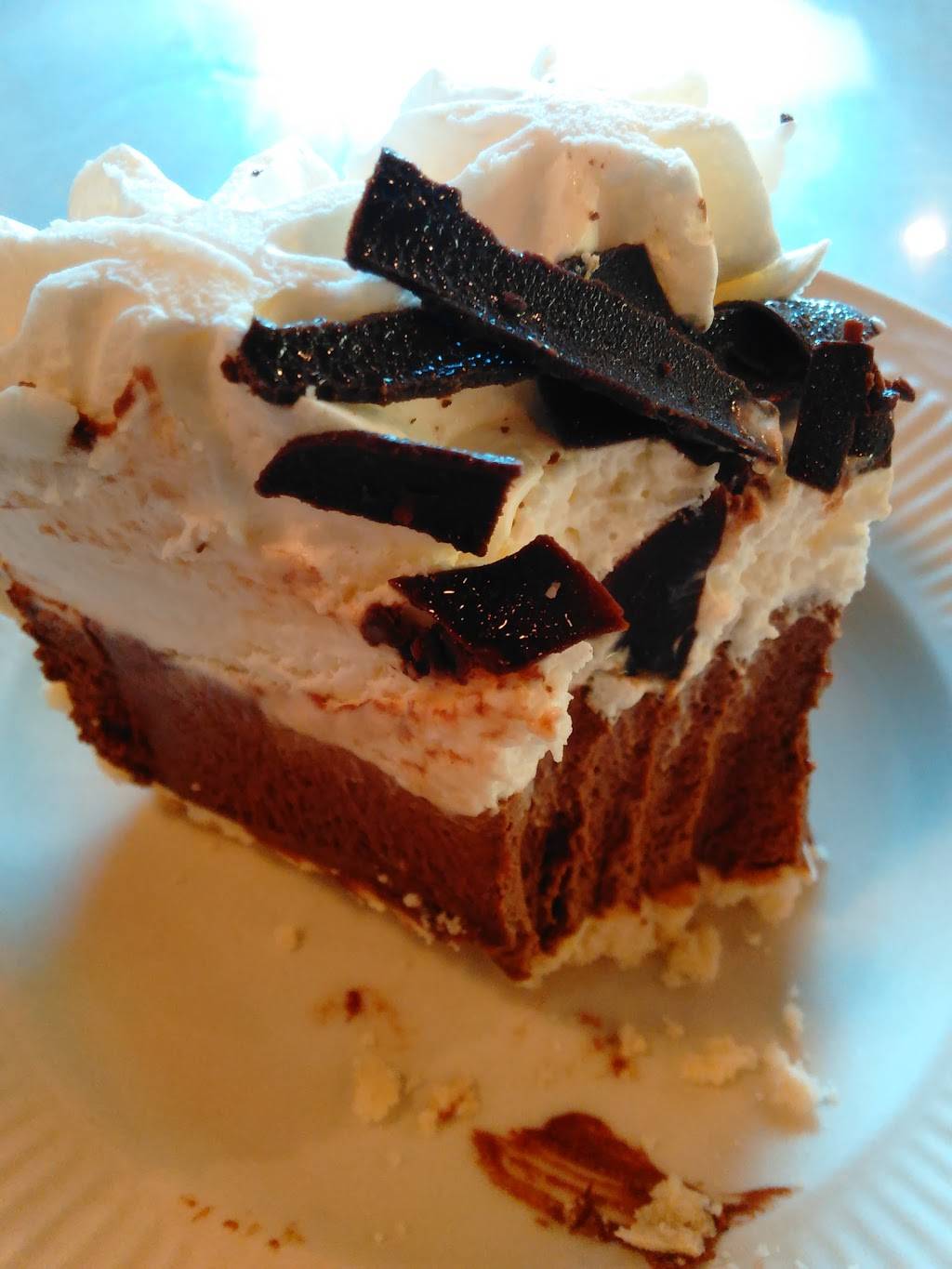 The Filling Station | restaurant | 316 N Hamilton St, Dalton, GA 30720, USA | 7062793355 OR +1 706-279-3355