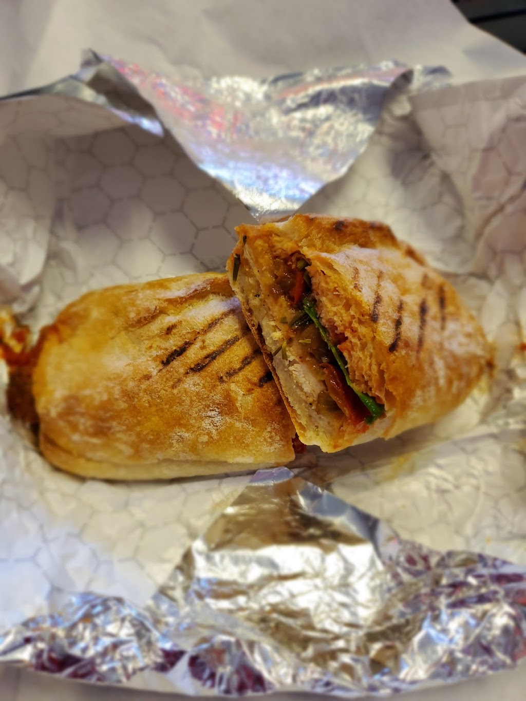 Nonna Ginas Prepared Foods & Gelateria | restaurant | 750 E Main St, Branford, CT 06405, USA | 2038965700 OR +1 203-896-5700