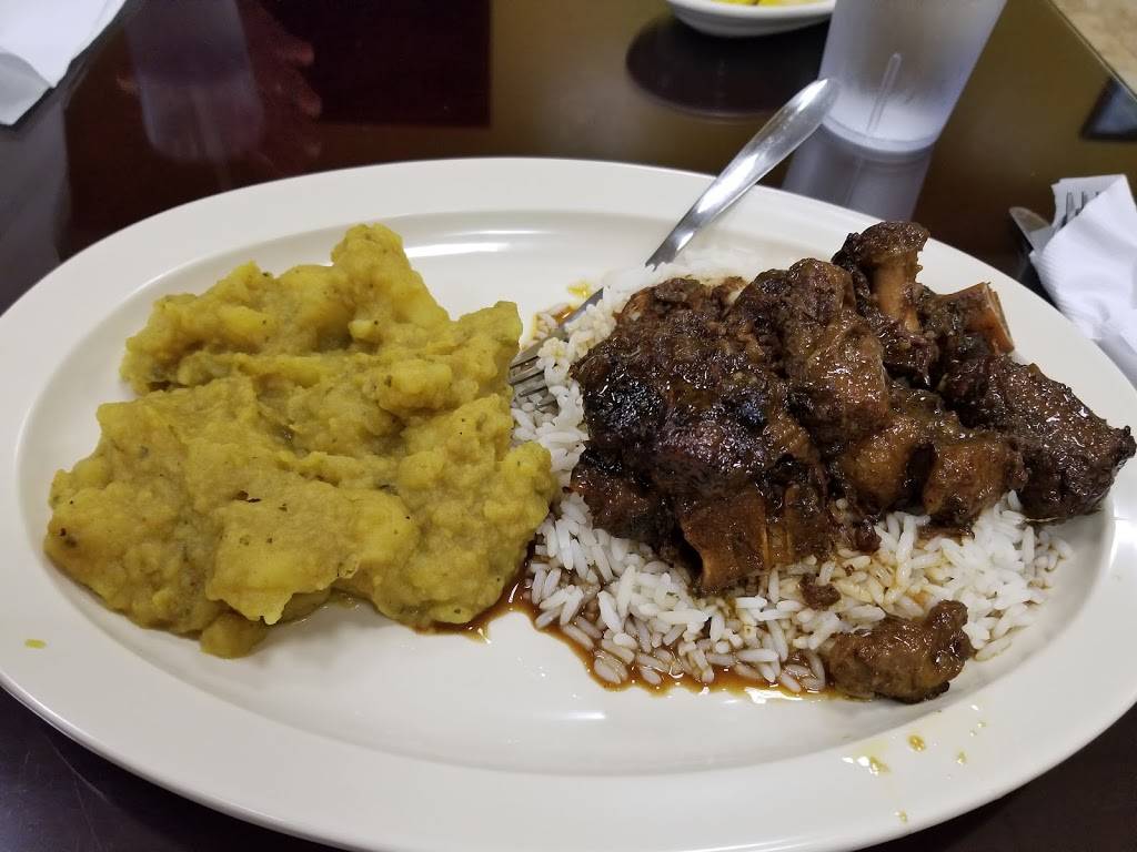 Chaconia | restaurant | 5420 Lawndale St #500, Houston, TX 77023, USA | 8328311373 OR +1 832-831-1373