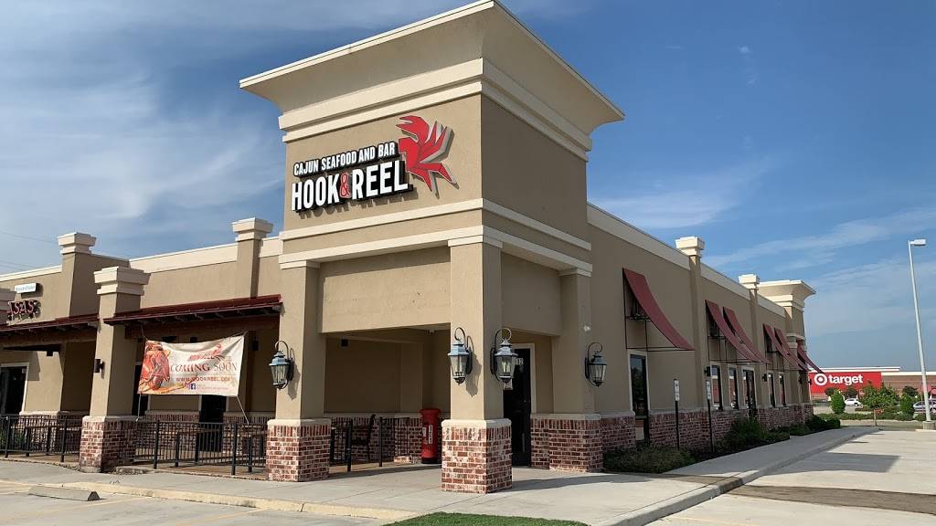 Hook & Reel Cajun Seafood & Bar | restaurant | 2712 Eldridge Pkwy Suite 101, Houston, TX 77082, USA | 2814962377 OR +1 281-496-2377