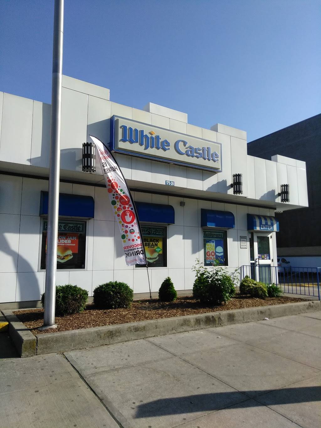 White Castle | restaurant | 17528 Hillside Avenue, Jamaica, NY 11432, USA | 7186576470 OR +1 718-657-6470