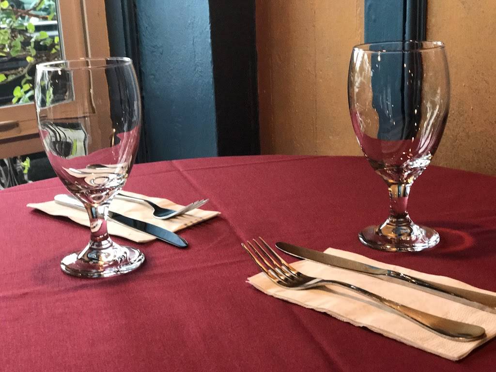 La Villa Mexican Restaurant | restaurant | 3410 NE 55th St, Seattle, WA 98105, USA | 2063973555 OR +1 206-397-3555