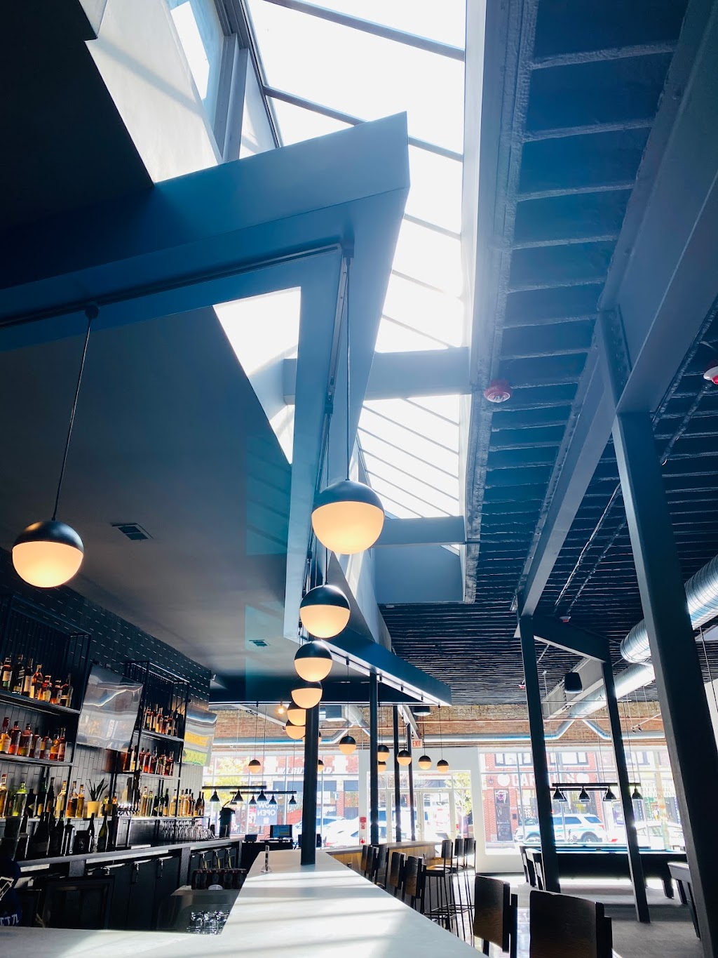 Surge Billiards | restaurant | 3716 W Fullerton Ave, Chicago, IL 60647, USA | 7736611177 OR +1 773-661-1177